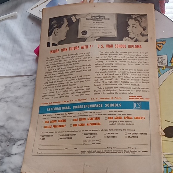 Comics - Picture 4 of 5